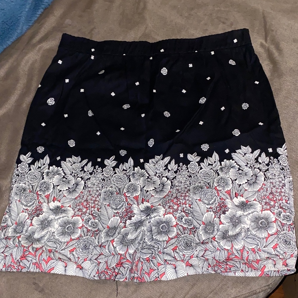 J. Jill Black Mini Skirt with White Floral Border - Picture 2 of 3